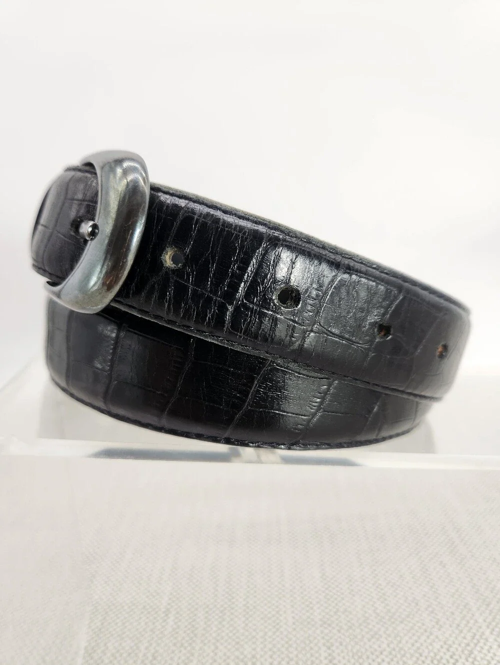 Richard Gampel Size 32 Black Leather Belt Croc Embossed